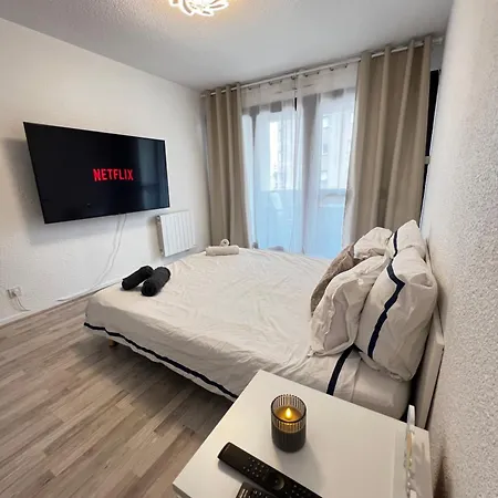Appartamento Avec Garage, Proche Du Centre Lyon