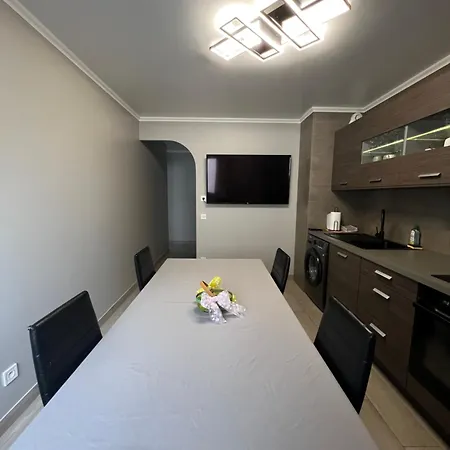 Apartment Avec Garage, Proche Du Centre Lyon *